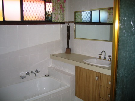 Central location! Furnished duplex! Small Pet Considered Picture