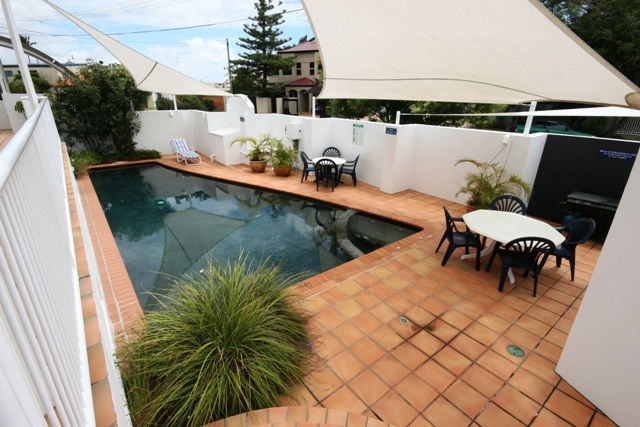 Chevron Sails Apartment! Furnished or Unfurnished - Open Sat 7th at 10.20am & Mon 9th at 4.20pm Picture