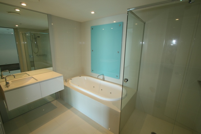 Superb Q1 Oversized 1brm + study apartment on 29th floor!
Amazing Views ! Picture 3