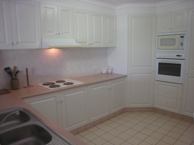 BIG Chevron Sunny Unit with POOL & SPA! Open Saturday 14th at 11.20am Picture