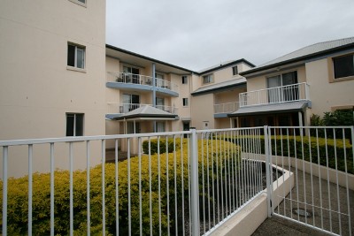 TRENDY CHEVRON ISLAND: WHAT AN OPPORTUNITY Picture