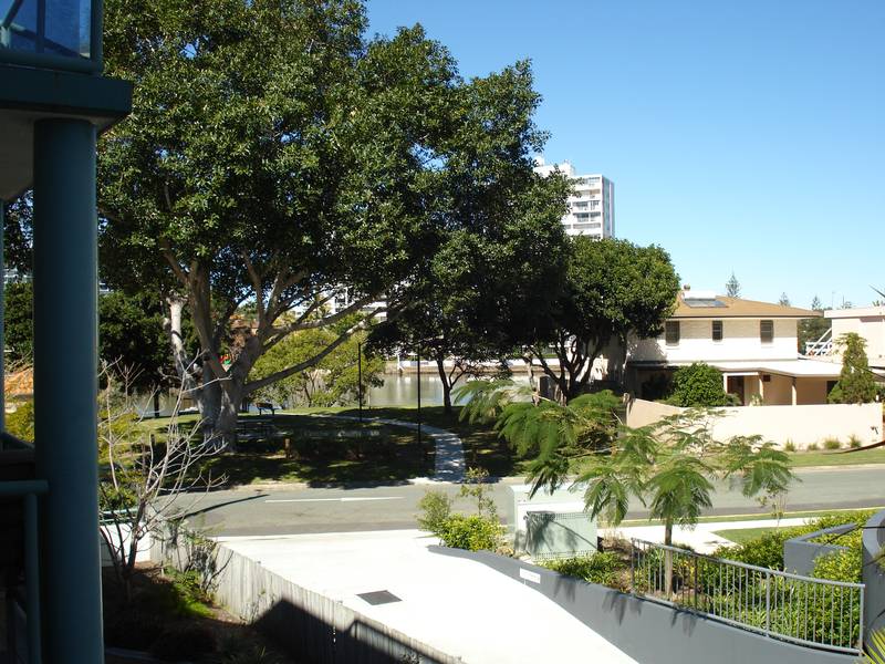 Secure one bedroom apartment! Picture
