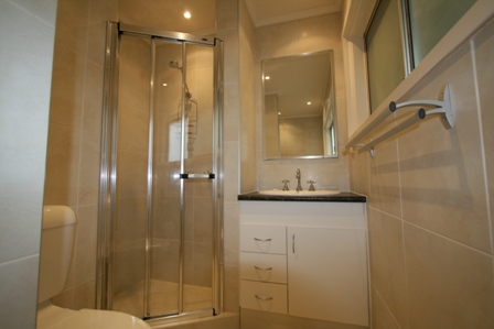 Superb Renovation! Spectacular Riverfront! Inspect Today! Open 09.05.09 @ 12.20pm Picture