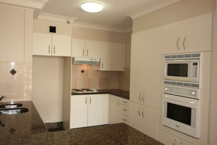 Budds Beach! Spectacular Views from 'Spectrum' Apartments - Open 06.06.09 @ 10.20am Picture 2