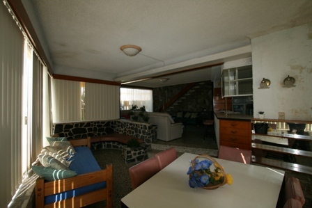 Waterfront complex - Stunning Views of Surfers Paradise - Open 06.06.09 @ 12pm Picture