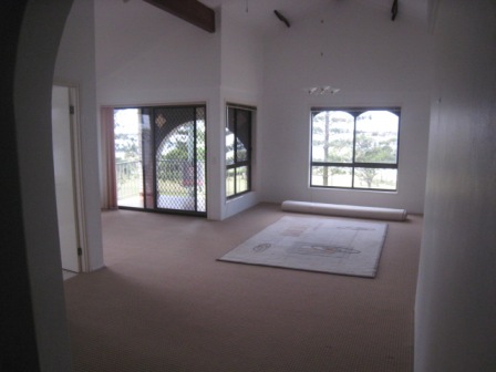 Marine Parade Magic - Amazing Views of the Broadwater - Huge 3brm Apartment - Open 19.10.09 @ 5.15pm Picture 2