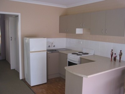 One Bedroom Units Don't Come Much Bigger Than This!!! PART FURNISHED - Open 15.10.09 @ 3.40pm & 17.10.09 @ 12pm Picture