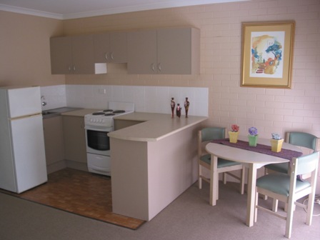 One Bedroom Units Don't Come Much Bigger Than This!!! PART FURNISHED - Open 15.10.09 @ 3.40pm & 17.10.09 @ 12pm Picture 2