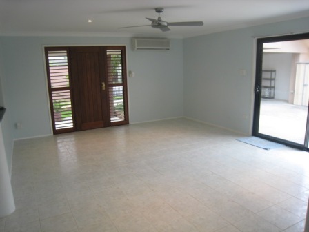 Picture Perfect - Prestige Arts Centre Precinct - Open 07.10.09 @ 4.40pm & 10.10.09 @ 12.40pm Picture 3