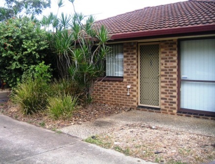 Neat and Tidy Duplex in Bundall - Great Price @ $280pw - Open 14.10.09 @ 3pm & 17.10.09 @ 1pm Picture 3