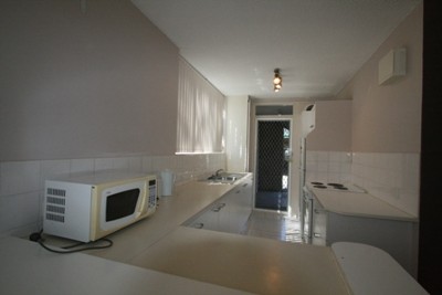 Very central location - Modern FURNISHED unit - Open 26.10.09 @ 4.40pm Picture Very central location - Modern FURNISHED unit - Open 26.10.09 @ 4.40pm Picture