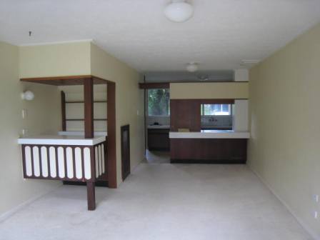Neat and Tidy Two Bedroom Townhouse! Open 3.12.09 @ 4pm & 5.12.09 @ 11am Picture 2