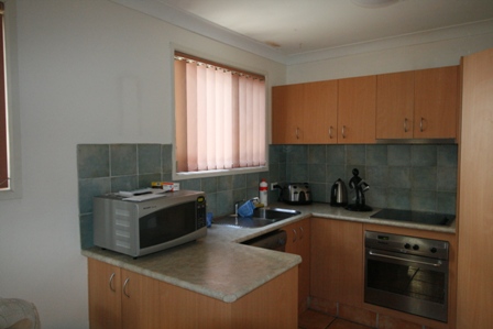 When Size is Important - Very Spacious Villa - Available 21st Jan 2010 - Open 19.12.09 @ 11am Picture 2