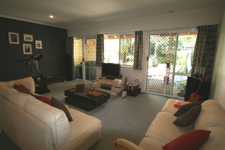 GCCC Arts Centre Precinct! Don't Judge This Book by its Cover! Hidden Gem Inside!' Open 5.12.09 @ 12pm Picture 3