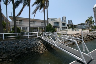 Boaties Paradise - Expansive Waterfront Family Residence with Pontoon! Open 06.01.10 @ 3.30pm Picture