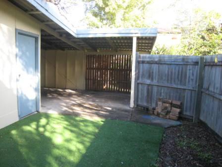 That Cottage Feeling - Central City Location - Available February 2010 - Open 07.01.10 @ 4pm Picture 2