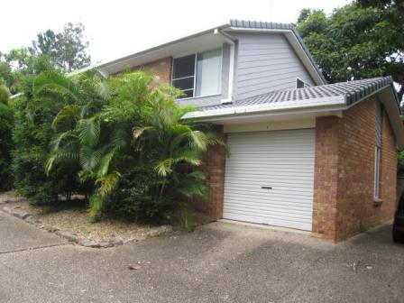 Quiet Leafy Complex - Available Late Jan 2010 Picture 2