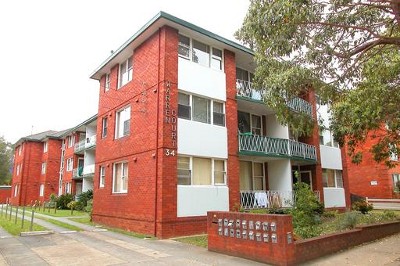 FULLY RENOVATED & A SHORT WALK TO STATION! Picture FULLY RENOVATED & A SHORT WALK TO STATION! Picture