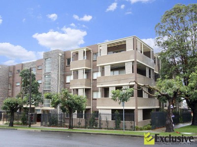 SOLD SOLD SOLD Picture