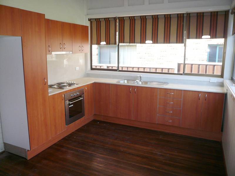 BE QUICK TO MAKE A MOVE Picture BE QUICK TO MAKE A MOVE Picture