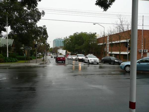 IDEAL HOME/OFFICE WITH GIGANTIC BACKYARD!!! Picture