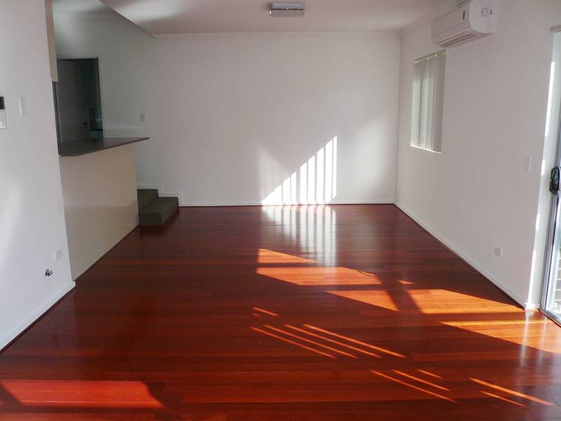 BOUTIQUE COMPLEX HIGH STANDARD Picture 2