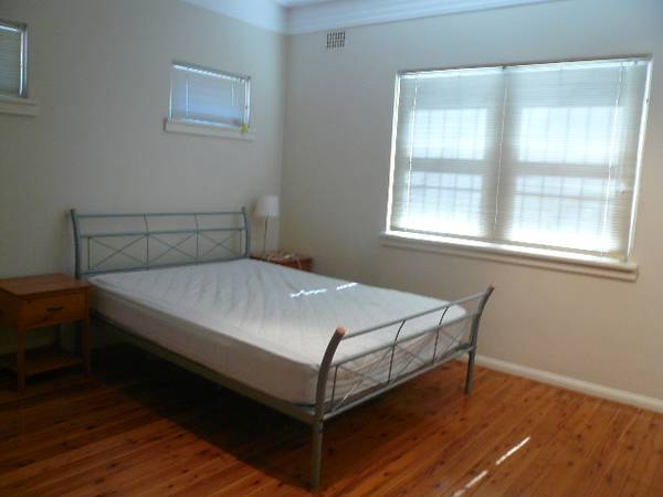 RENOVATED, FURNISHED & WALK TO STATION Picture