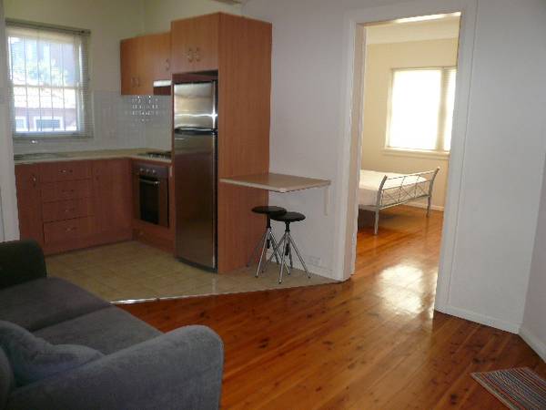 RENOVATED, FURNISHED & WALK TO STATION Picture