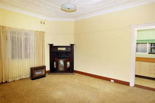 Classic Californian on Corner Block Picture 2