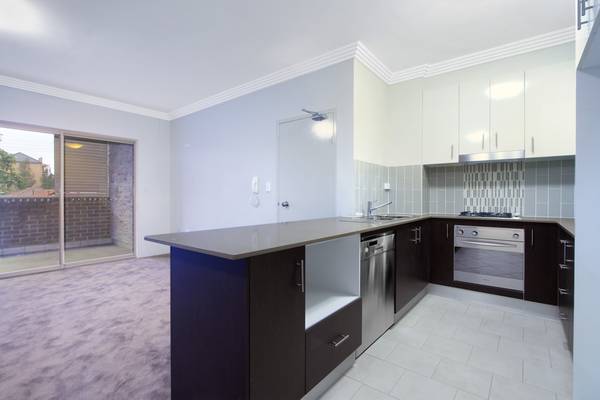 SLEEK & STYLISH INTERIORS Picture