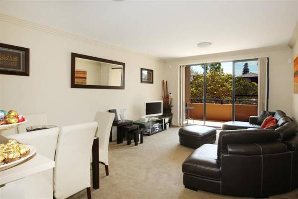 SOLD SOLD SOLD Picture