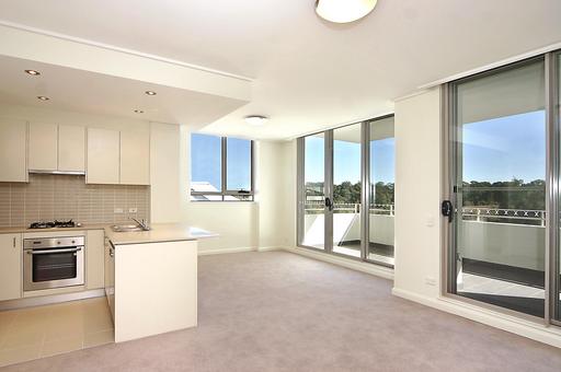 LEVEL 7 PAROS Picture