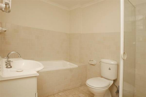 Convenient Location Picture