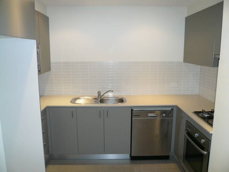 SPACIOUS AND SUN-FILLED IN SORRENTO Picture 3