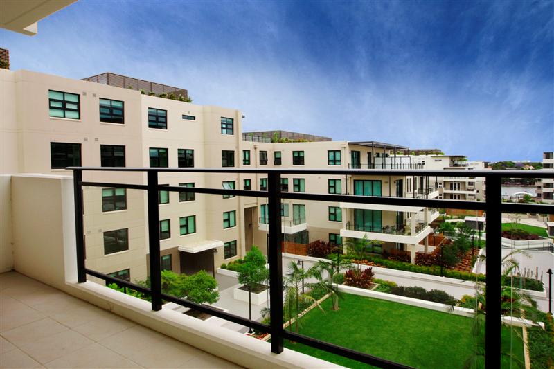 Community Setting, Water Views - Reduced ! Picture