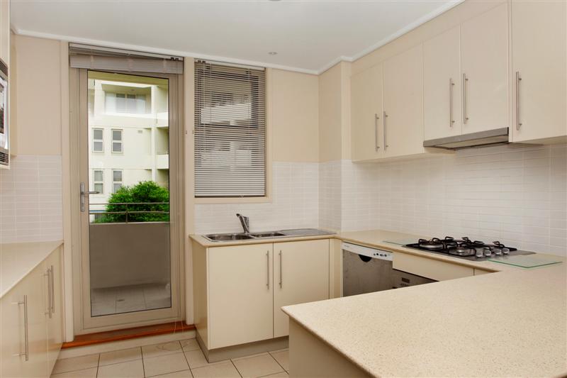 Water View and a Relaxed Lifestyle - Price Reduced Picture 3