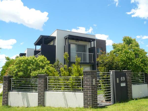 SIMPLY THE BEST YOU CAN FIND Picture 1