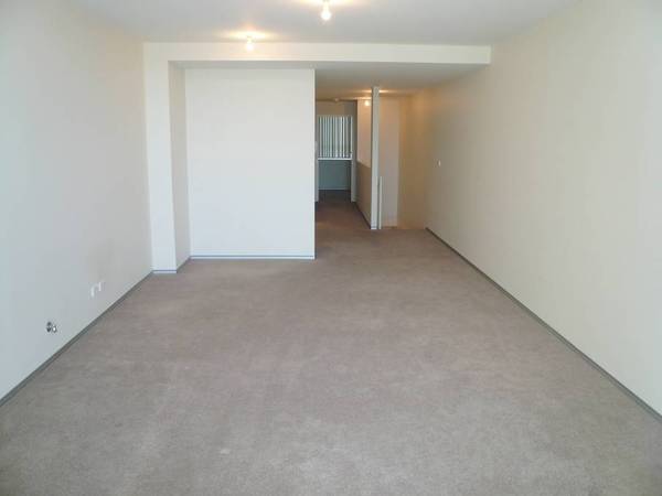 TOWNHOUSE STYLED LIVING Picture TOWNHOUSE STYLED LIVING Picture