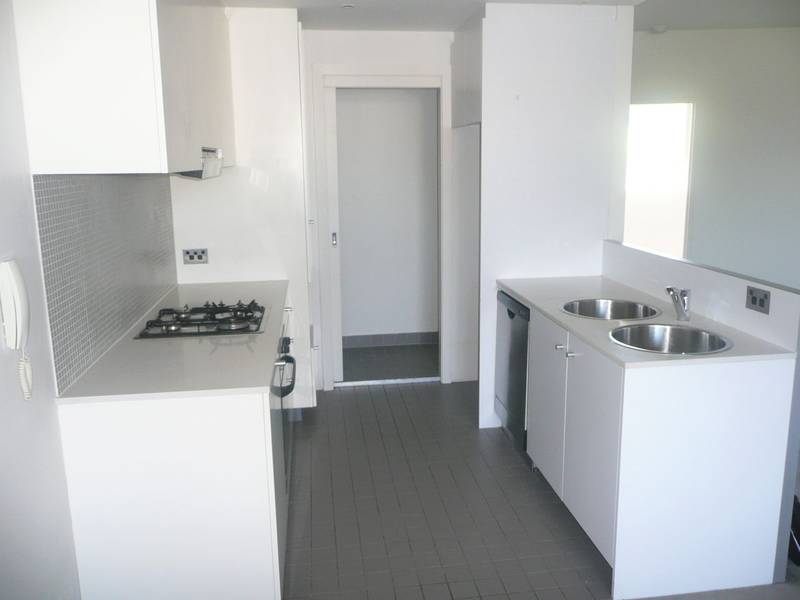 MODERN CONVENIENCE Picture 3