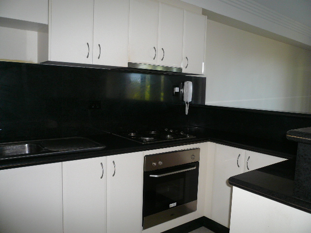 BUILT FOR COMFORT Picture 3