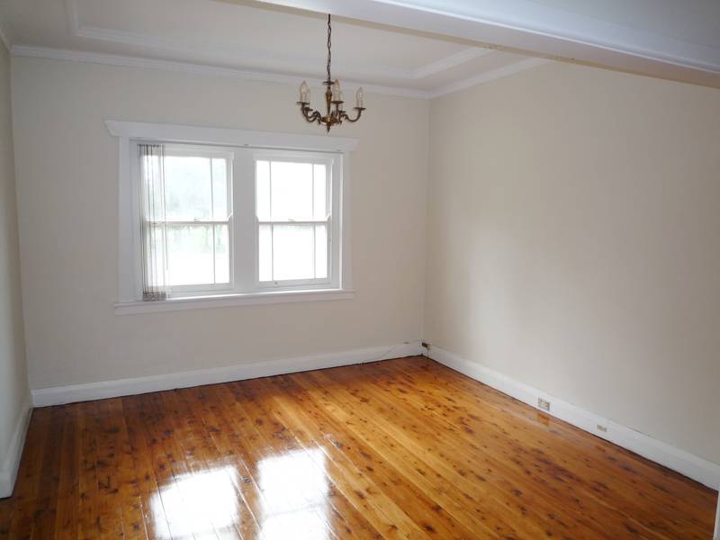 ROOM TO MOVE Picture ROOM TO MOVE Picture