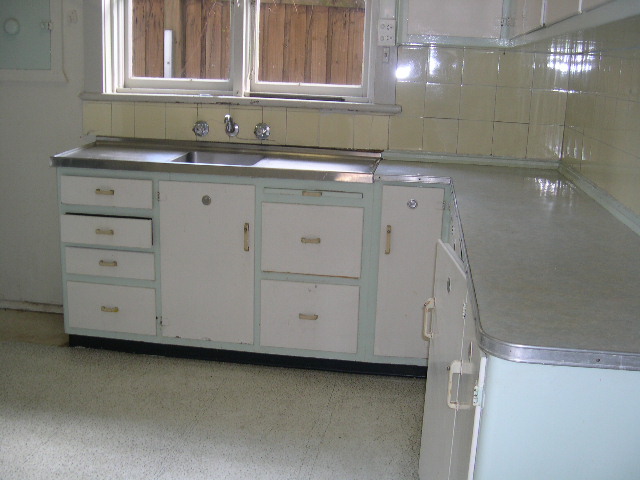 Cosy home in quiet street Picture