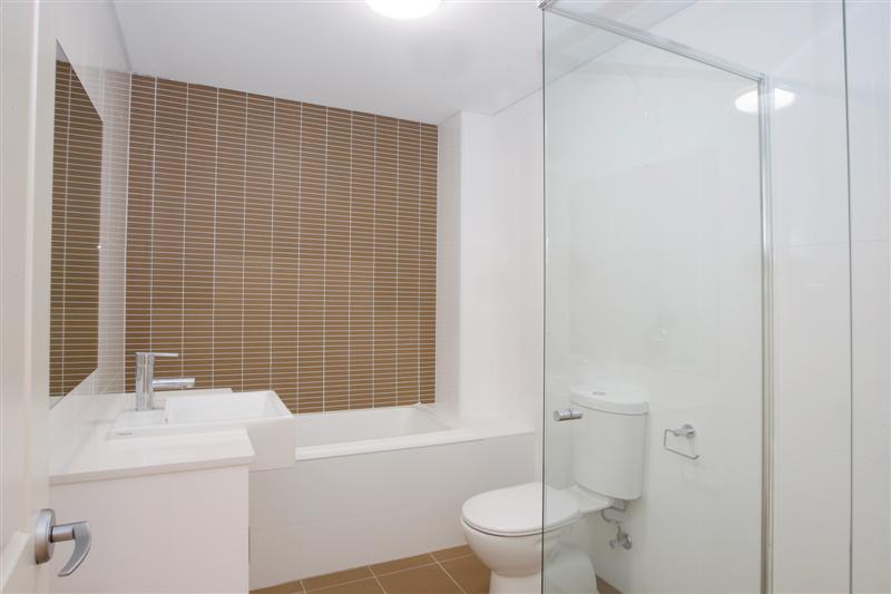 As New Offering a Generous Floorplan Picture 3