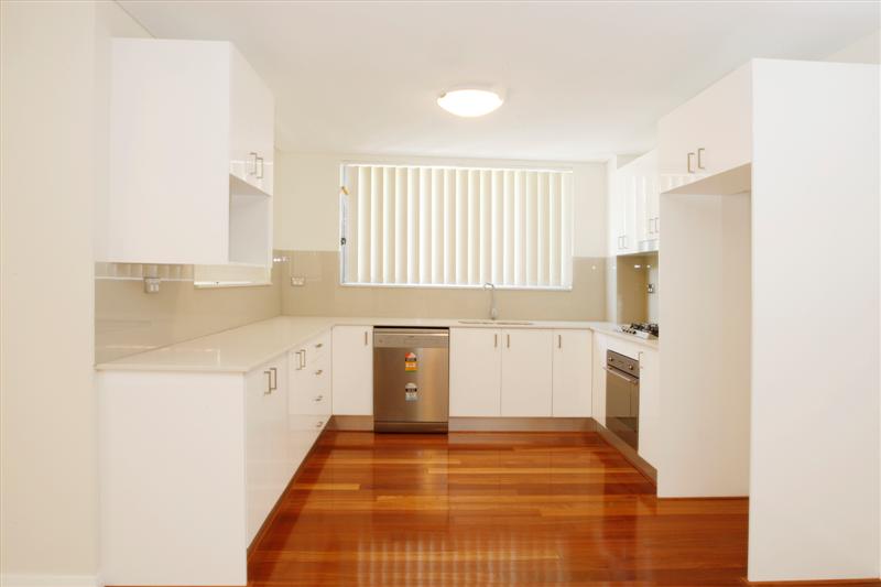 As New Offering a Generous Floorplan Picture 2