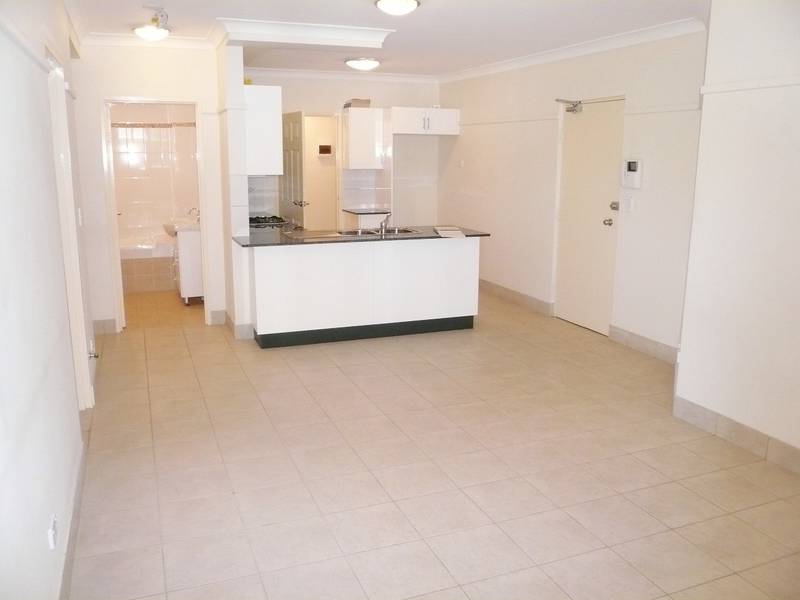 MODERN & SPACIOUS Picture MODERN & SPACIOUS Picture