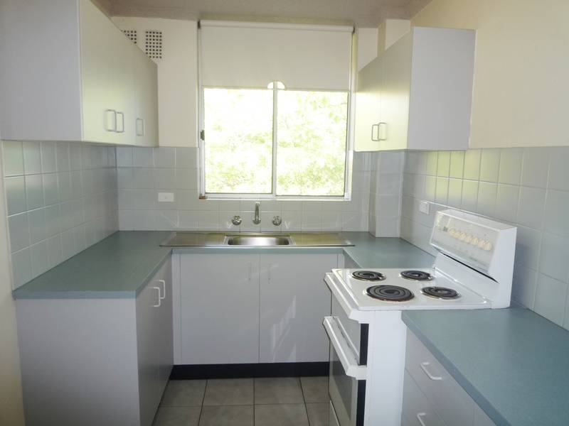 BIG & BRIGHT Picture BIG & BRIGHT Picture