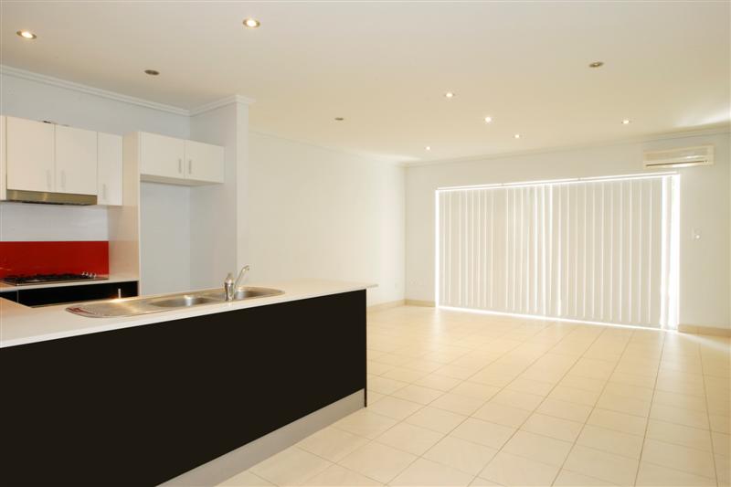 Rear of the Block Setting Picture 1