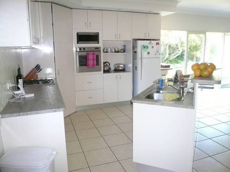 CHILD FRIENDLY FAMILY HOME! Picture