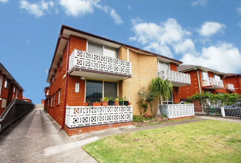 RENOVATED 1 BEDDER - IN QUIET LOCATION! Picture 1