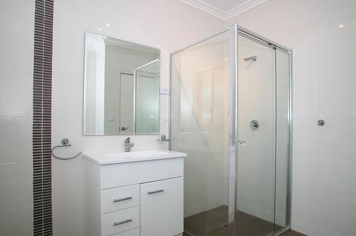 Great Location, Rear of Block Position Picture 3